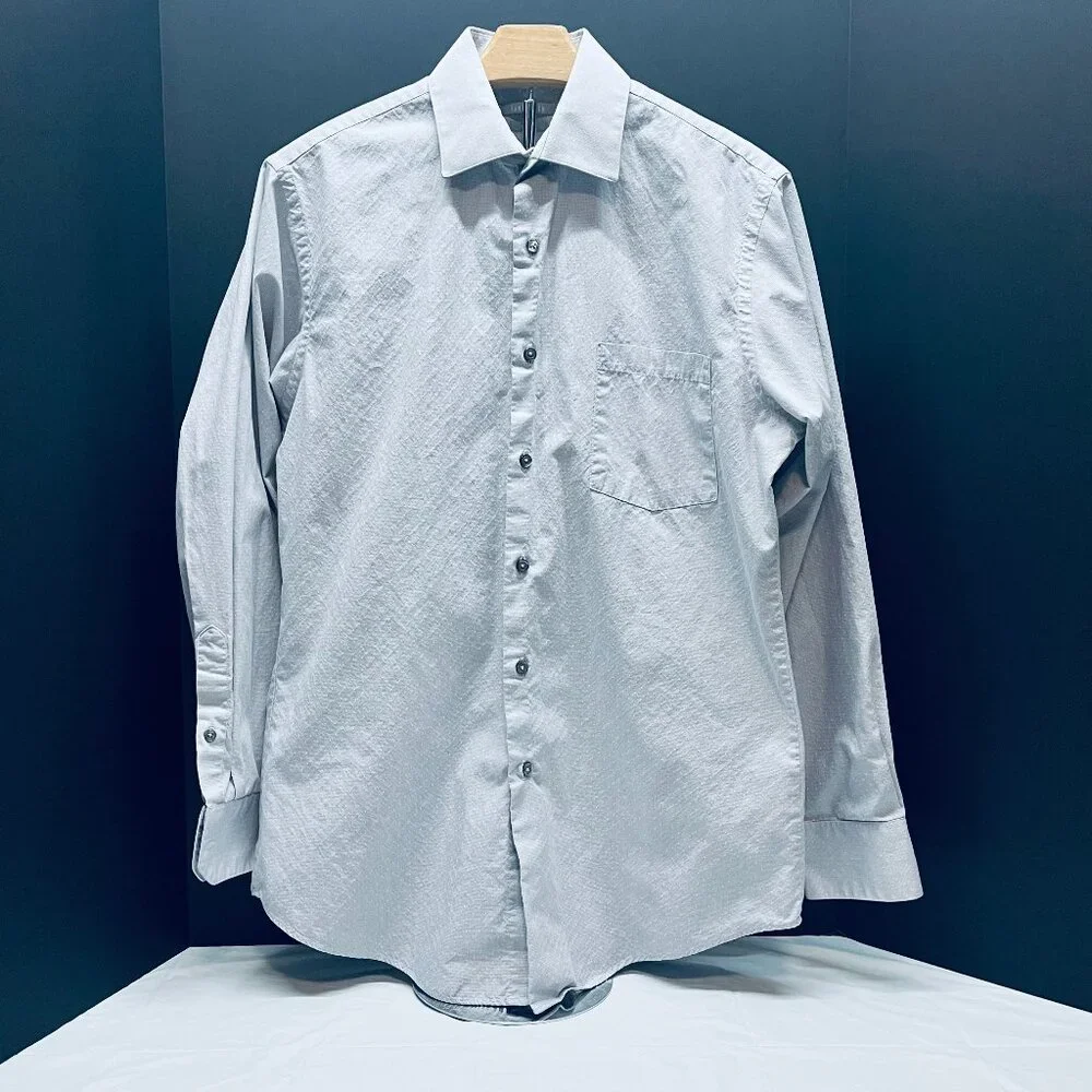 Van Heusen Mens Long Sleeve Light Blue Dress Shirt 15 neck,‎ 32/33 sleeve